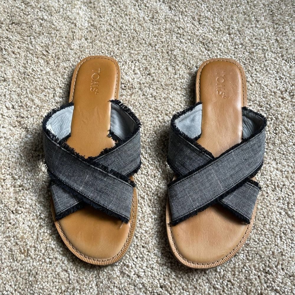 TOMS VIV Criss Cross Slides